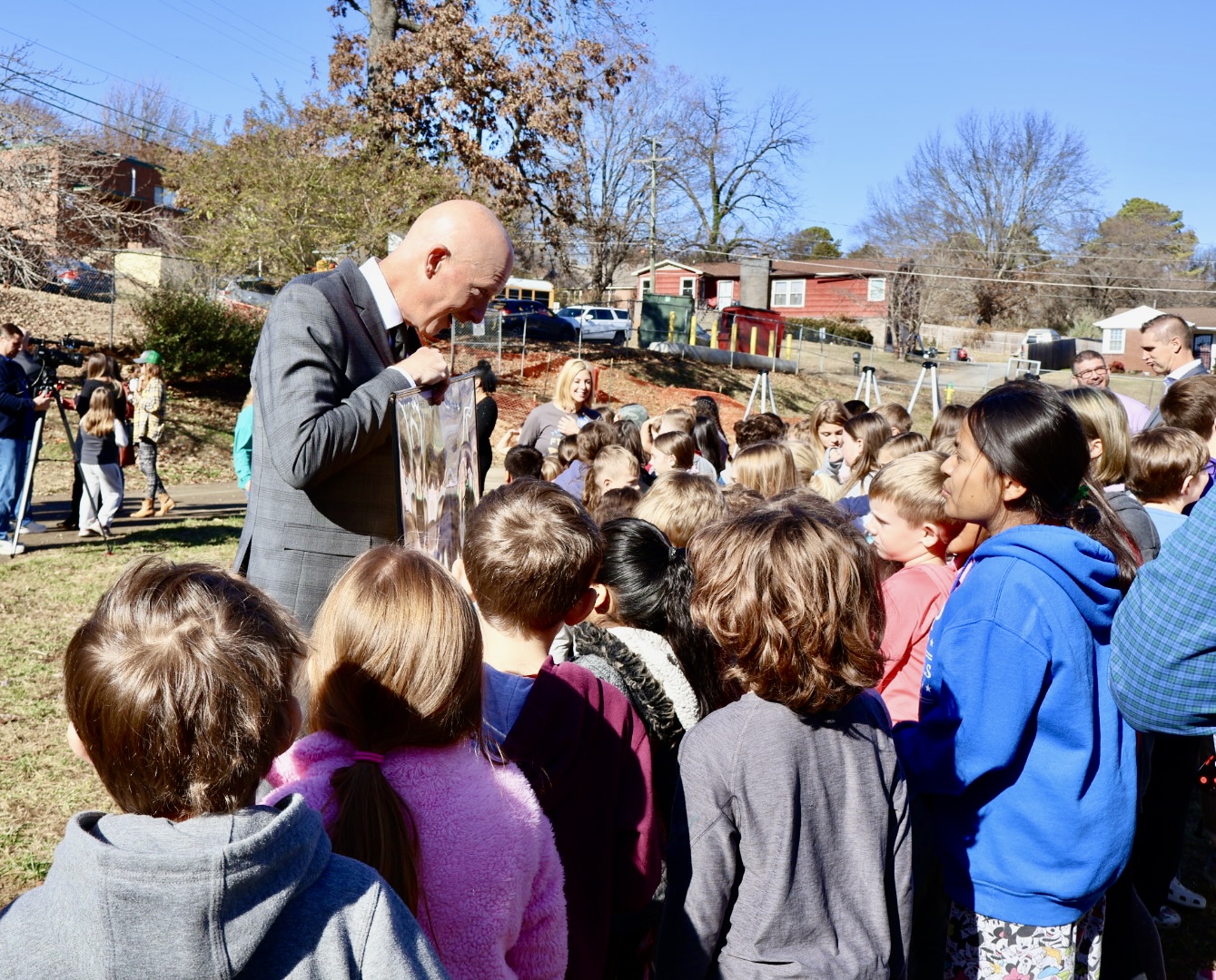 FC Principal showing Kids blueprints
